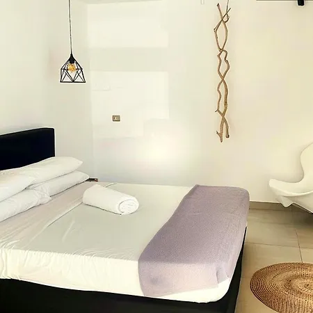 ヴィラ For 8 Persons In リンドス