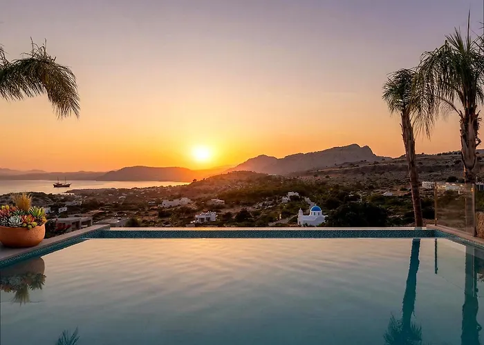 ヴィラ For 8 Persons In